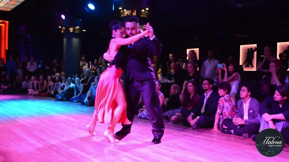 Video thumbnail for Clarisa Aragón & Jonathan Saavedra en el marco de Argentina Tango Salón Festival en Milonga Malena 1