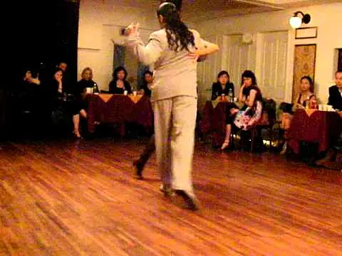 Video thumbnail for Bichi-Andres Laza Moreno y Isabel Acuna Farewell Milonga 03