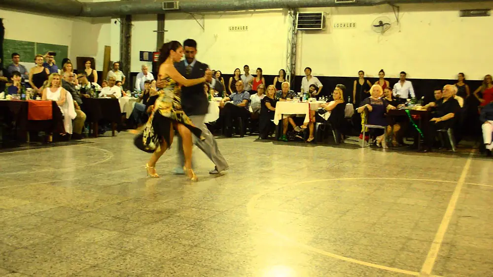 Video thumbnail for Los Totis: Christian Marquez & Virginia Gomez en Milonga Malena Sunderland Club 4/4