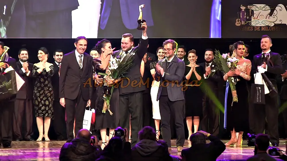 Video thumbnail for La Coronación campeones mundiales pista, Agustina Piaggio, Maxim Gerasimov  Mundial de Tango 2019