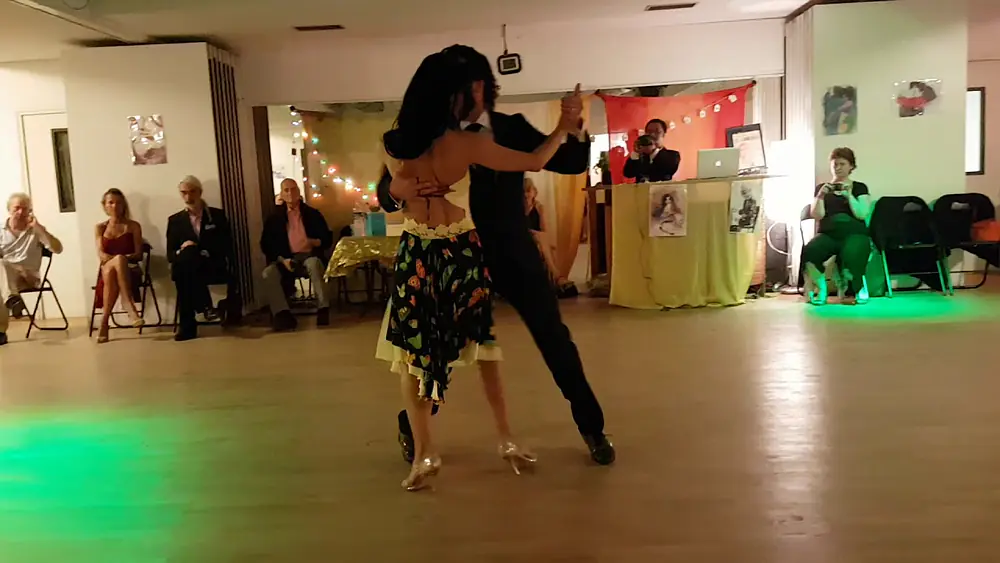 Video thumbnail for Natalia Almada & Luis Bruni ❤@ Esta Noche de Luna - Paris - Démo 3/4 : Esquinas Porteñas (C. Gardel)