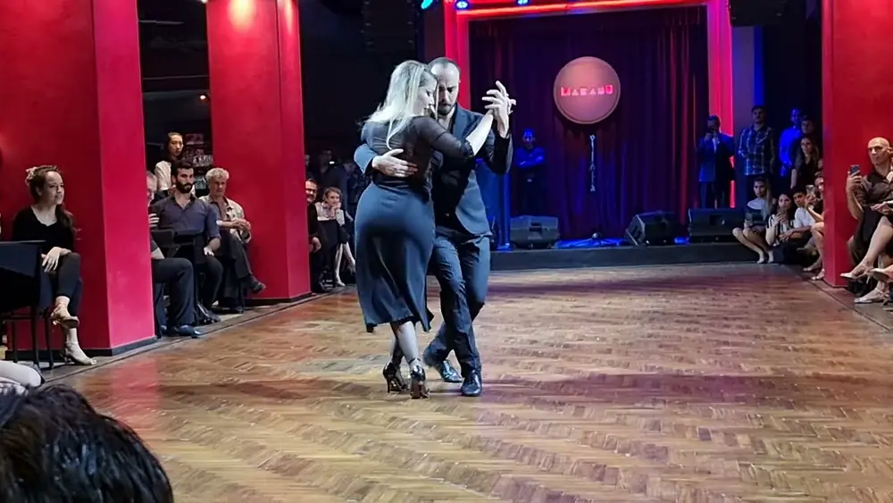 Video thumbnail for Pablo Rodriguez y Noelia Hurtado 2 LaDelCentro