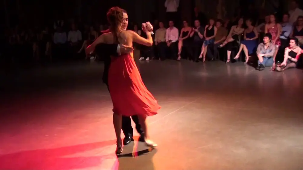 Video thumbnail for Hernan Alvarez Prieto & Eugenia Ramirez Miori - Milonga