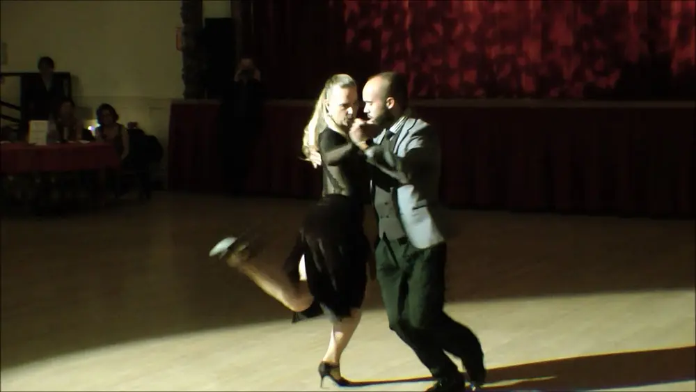 Video thumbnail for Leonardo Pankow y Lisette Perelle at Vecher Tango Nov 2, 2019
