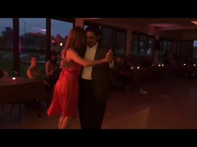Video thumbnail for Mariano Galeano et Eugenia Ramirez Miori (Milonga)