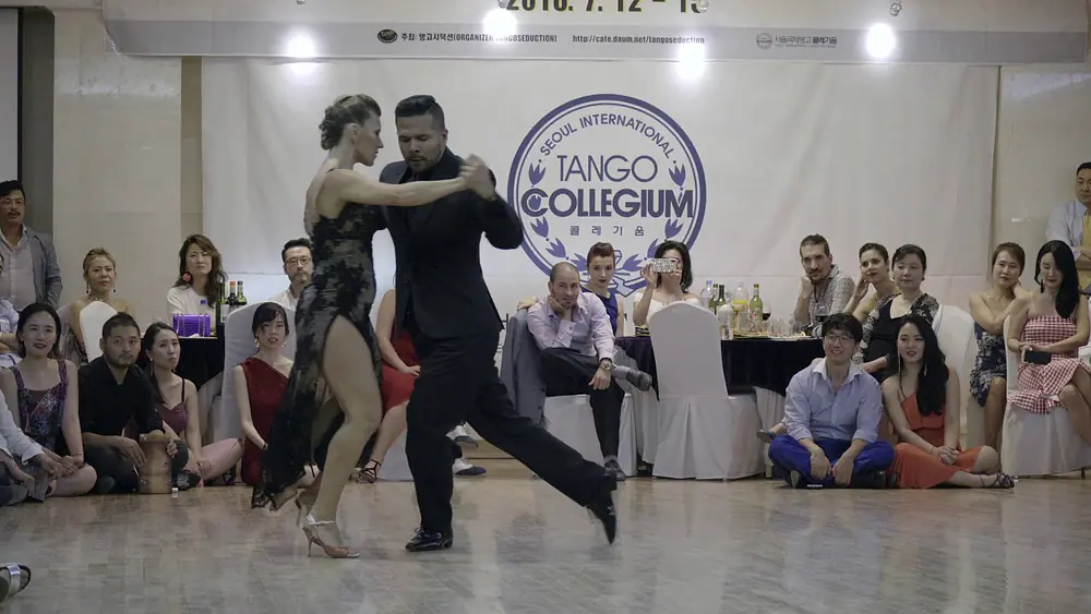 Video thumbnail for [ Tango ] 2018 SITF Grand Party - Sebastian Arce & Mariana Montes (3/5)
