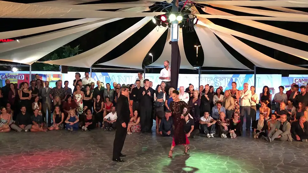 Video thumbnail for Alejandra Hobert e Adrian Veredice show, Catania Tango Festival 2018