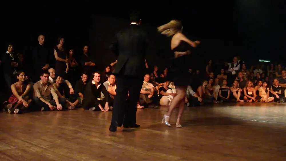 Video thumbnail for Sebastian Arce y mariana Montes performance 5 rivertango 2010