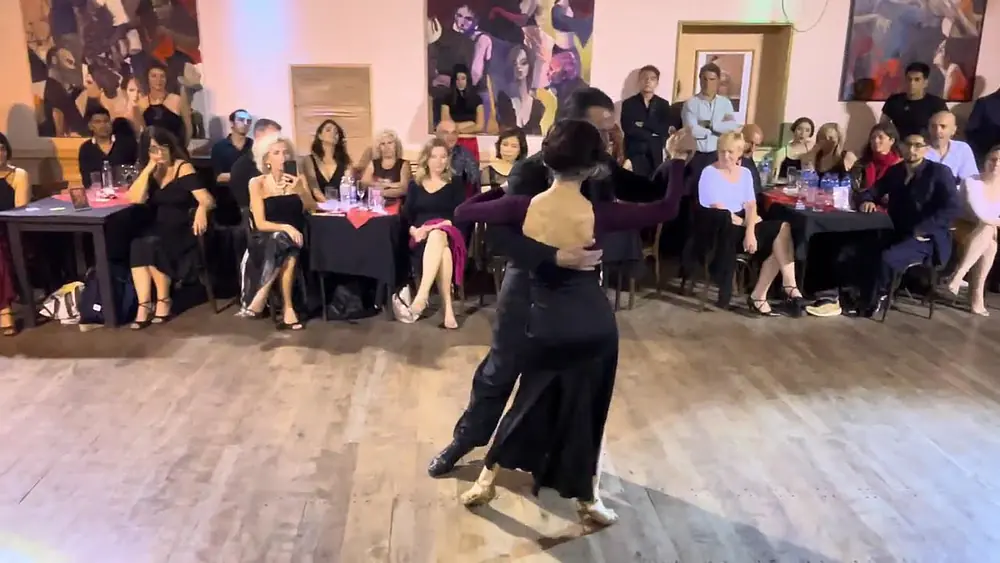 Video thumbnail for Roberto Leiva and Maricel Gomez @ En Lo de Balmaceda Milonga 11/14/24  | Subscribe❤️🔔#tango