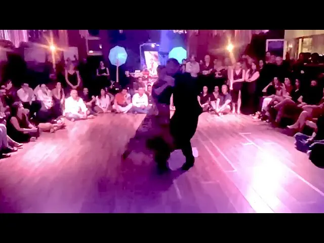 Video thumbnail for Rino Fraina y Graziella Pulvirenti  -  "Viento Dile A La Lluvia"  - Tangoloco