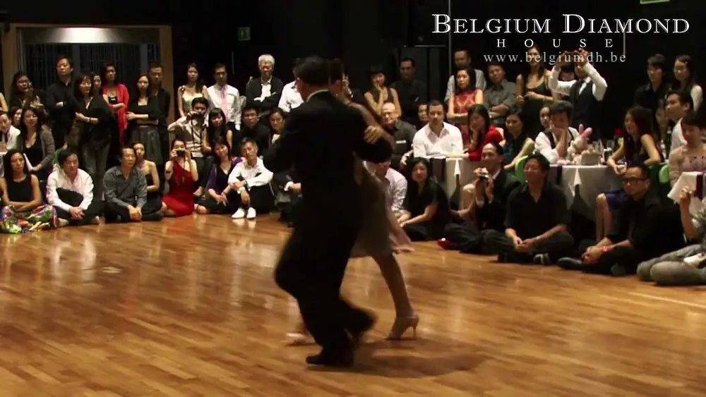 Video thumbnail for Claudia Codega y Esteban Moreno Tango Performance 3 - Hong Kong Tangofest 2011