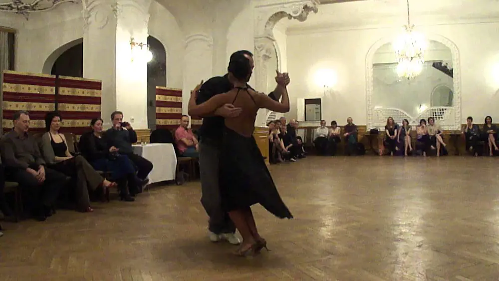 Video thumbnail for Pablo Rodriguez & Corina Herrera Performance Budapest part 1.