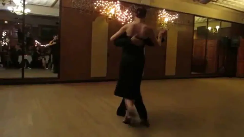 Video thumbnail for LIZ & YANNICK VANHOVE  @ La Milonga Rosa..Friday, November 07, 2014