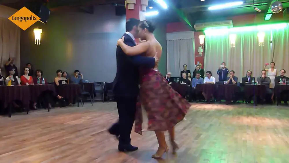 Video thumbnail for 4/4 - Edwin Espinosa & Alexa Yepes @ Milonga de los domingos