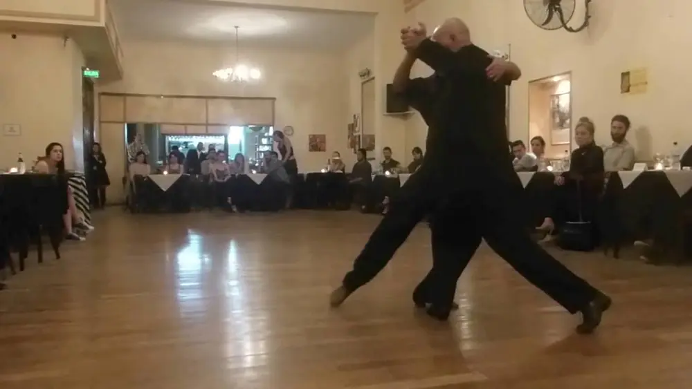 Video thumbnail for Juan Pablo Ramirez y Daniel Salazar  en "El Recreo Milonga"