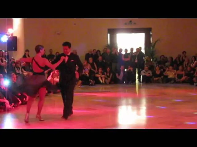 Video thumbnail for Sebastian Arce & Mariana Montes - Amurado - Palermo 2012