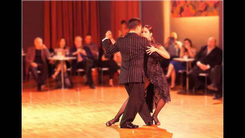 Video thumbnail for PUGLIESE - CHANEL   - Bailan  MORENA MÁRQUEZ   -   LUCIO GALVÁN