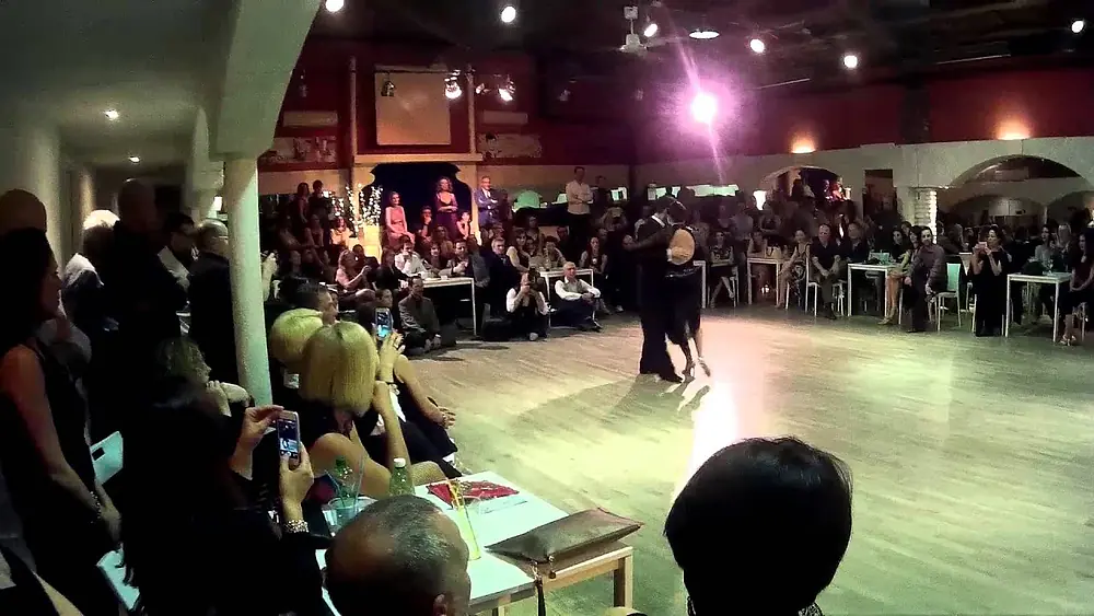 Video thumbnail for Facundo Piñero Y Vanesa Villalba - Dichas que vivi - Barrio Tango - Roma 20/03/2015