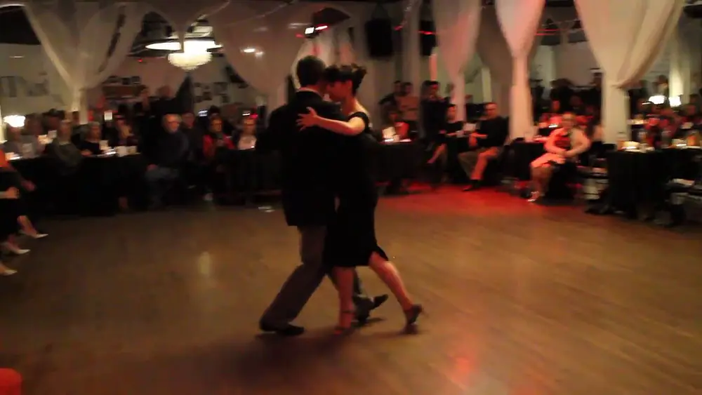 Video thumbnail for Adam Cornett & Naomi Harris bailan 'Que nunca me falte ' Pedro Laurenz