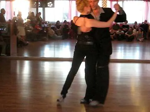 Video thumbnail for Argentine Tango Improvisation at Dance Tel Aviv - Ronen Khayat and Maya Schwartz