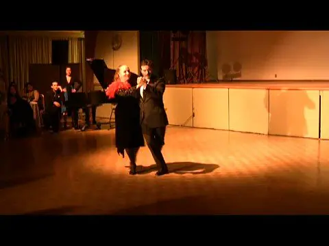 Video thumbnail for El Congreso, Toronto - Maria y Carlos Rivarola