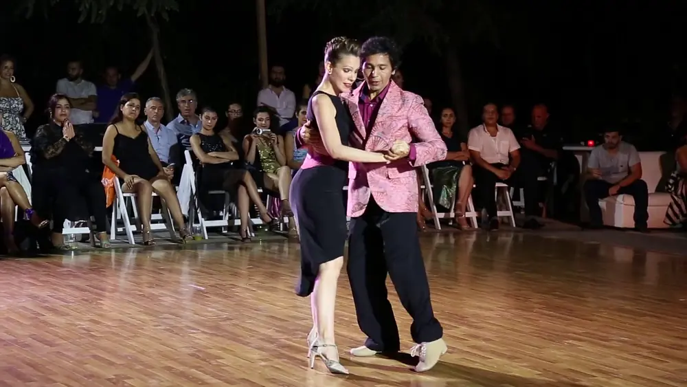 Video thumbnail for BTF 2017 Esteban Cortez & Virginia Arzuaga 2/3