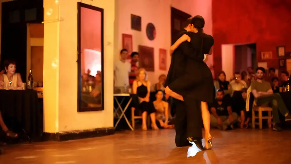 Video thumbnail for Sebastian de la Vallina & Mariana Dragone, Milonga En Orsay, 24.03.2011.f4v