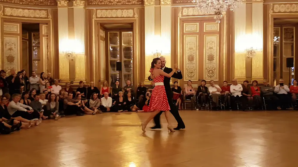 Video thumbnail for Santiago Giachello  & Maria Belén Giachello @ Festival Tango à L'Opéra de Bordeaux  _ Démo 4/5