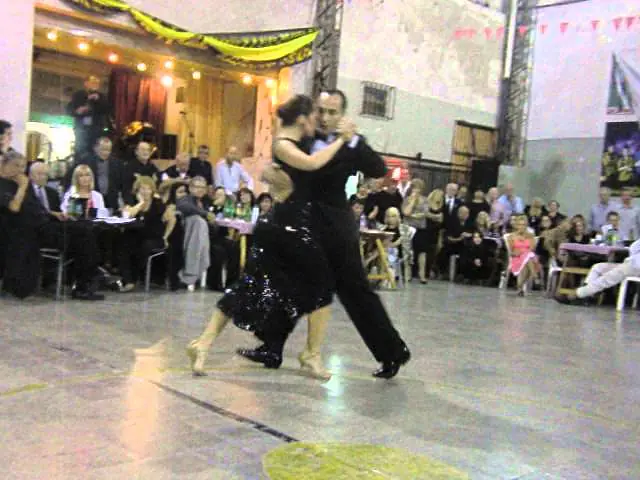 Video thumbnail for Juliana Maggioli y Maximiliano Cristiani - Morán - milonga