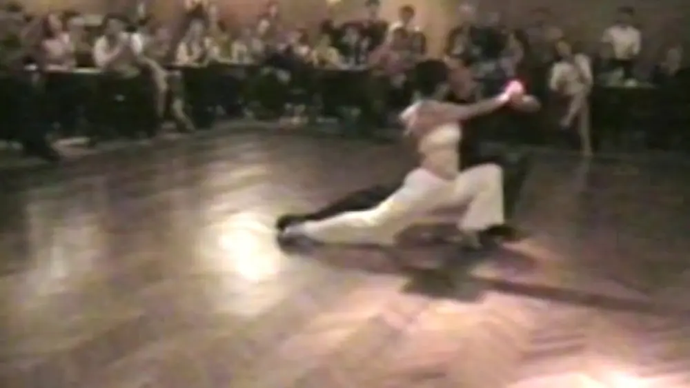 Video thumbnail for Gustavo Rosas. Tango con Paula Rubin en Canning.Diciembre 2004.Buenos Aires.Argentina.