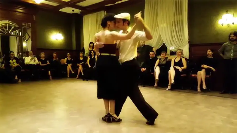 Video thumbnail for Elise Roulin & Toni Kastelan - Recuerdo (tango) 2/4