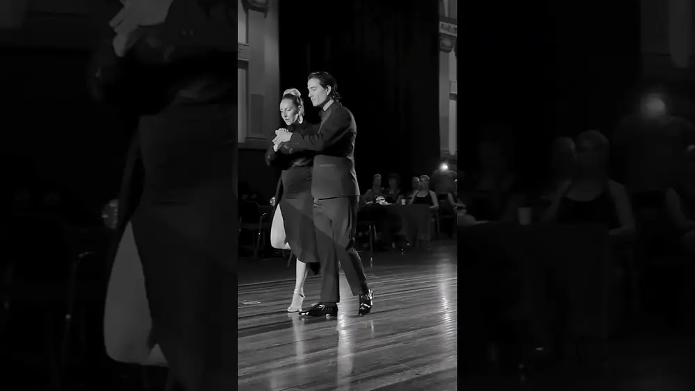 Video thumbnail for Agustina Berenstein & Rodrigo Palacios,"Amarras" D'Arienzo 😍 Follow @tangoexpo #tango