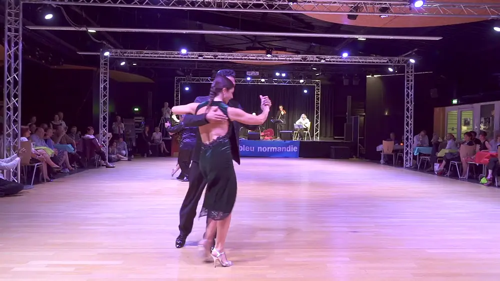 Video thumbnail for TANGO    3ème FESTIVAL NORMANDIE     TANGO        Sandra Messina & Ricardo Calvo y Mariana Montes &