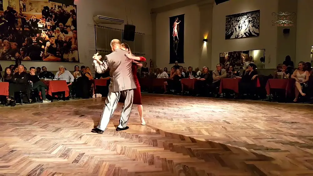 Video thumbnail for Pablo Bidart, Noelia Barsi, milonga Parakultural, tango Salón Canning
