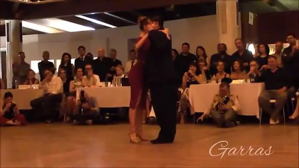 Video thumbnail for Carlos Espinoza e Noelia Hurtado al Makìtango Senigallia 3/4