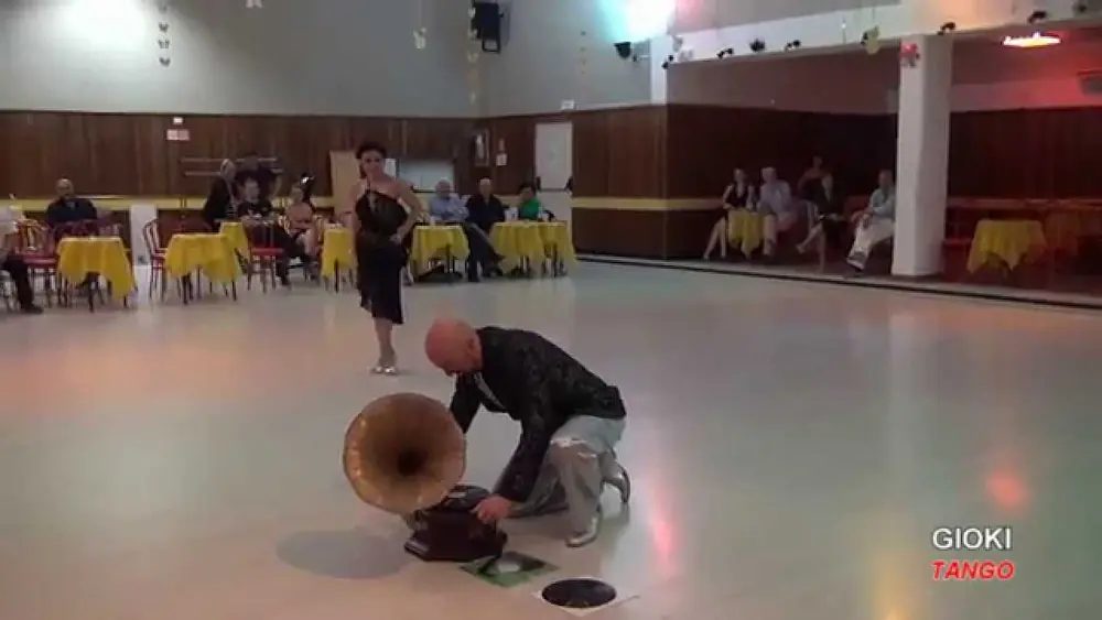 Video thumbnail for Qui Tango Festival Savona 2015 - Giovanna Di Fazi e Andrea Degani - Loca 2.0