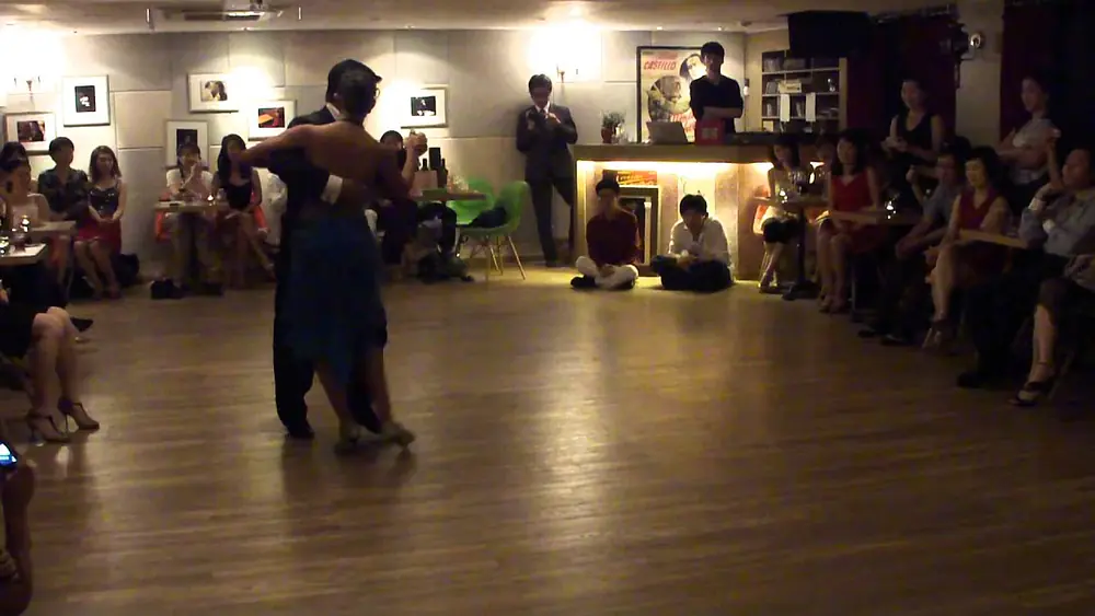 Video thumbnail for Roxana Suarez & Sebastian Achaval ~~~ Milonga.