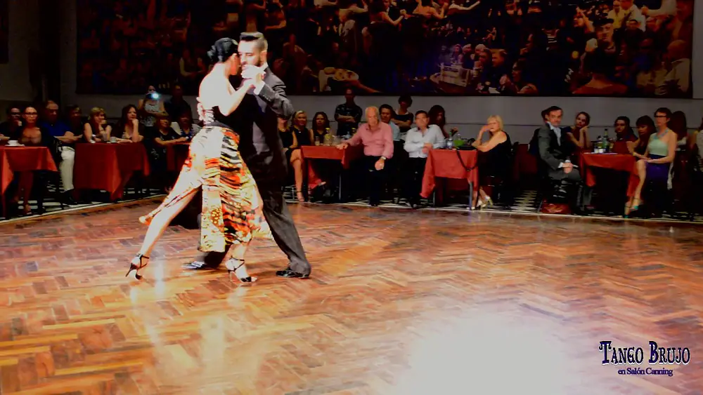 Video thumbnail for Javier Rodriguez y Moira Castellano en Tango Brujo - Salón Canning!! 4/4