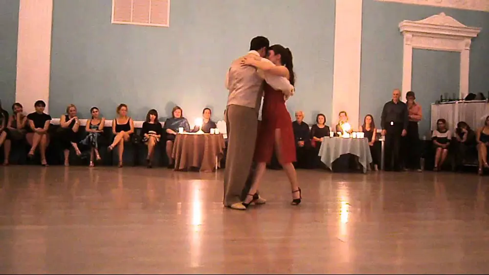 Video thumbnail for Mario De Camillis y Bárbara Wainwright on milonga "Nostalgia", Russia. Tango