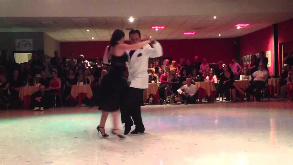 Video thumbnail for Tango de Carlos Di Sarli  Georgina & Oscar Mandagaran Junio 2013 1