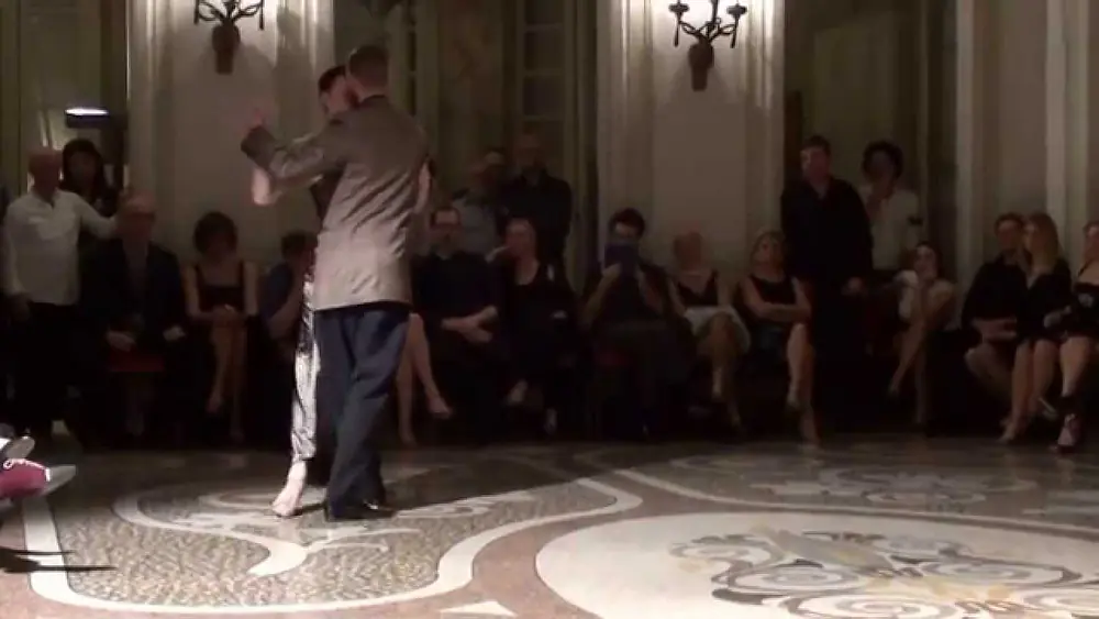 Video thumbnail for Liz Yannick Vanhove @El Fueye Genova