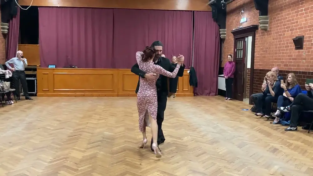Video thumbnail for Alexandra Wood & Guillermo Torrens demonstrate elements taught in class at Reading Tango Club