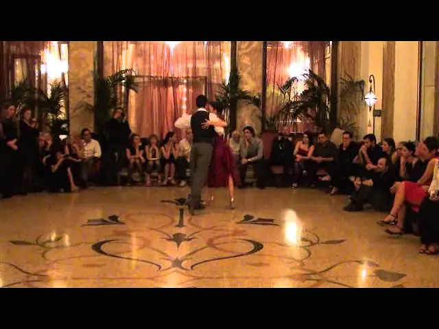 Video thumbnail for Alejandro Beron y Veronica Vasquez @ El Fueye Tango Club