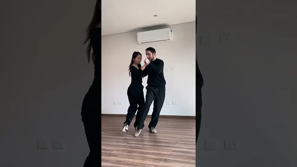 Video thumbnail of Un pequeño demo de nuestra clase online #探戈 #dance #argentinatango