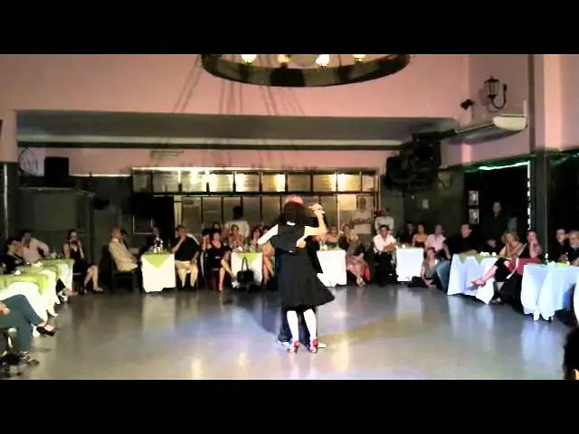 Video thumbnail for Oscar Casas y Ana Miguel