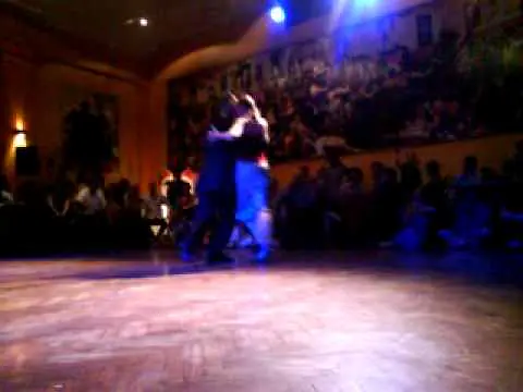 Video thumbnail for Andrea Missé y Javier Rodriguez bailan "Café Dominguez"