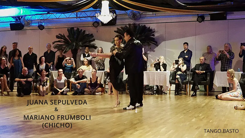 Video thumbnail for Juana Sepulveda & Mariano Chicho Frumboli - 1-6 - Milonga Grammofon - 2022.02.12