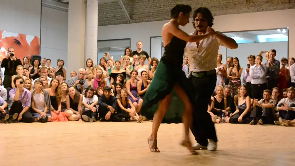 Video thumbnail for Milonguero nights-2014, Gaston Torelli y Moira Castellano, "Sin palabras"