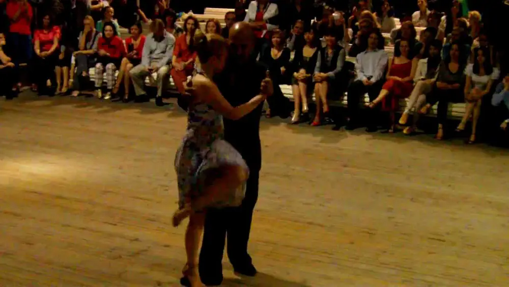 Video thumbnail for Ekaterina Koptelova y Cristian Henriquez Bravo Milonga Garden Eketerinsnki - Moscu I