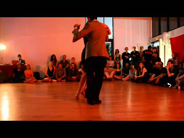 Video thumbnail for Andrés Molina y Natacha Lockwood  - Dolce Vita Paris - Mandria (2)